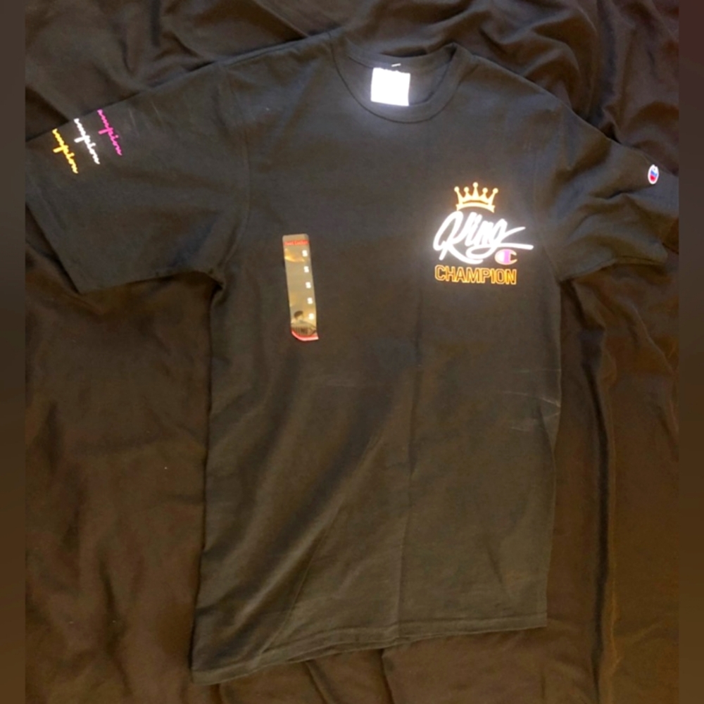 Champion t-shirt